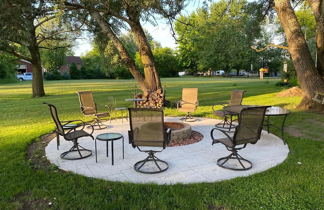 The Vine Bed & Breakfast, Llc-1